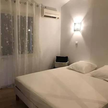 Oliviers Apartment Monteux